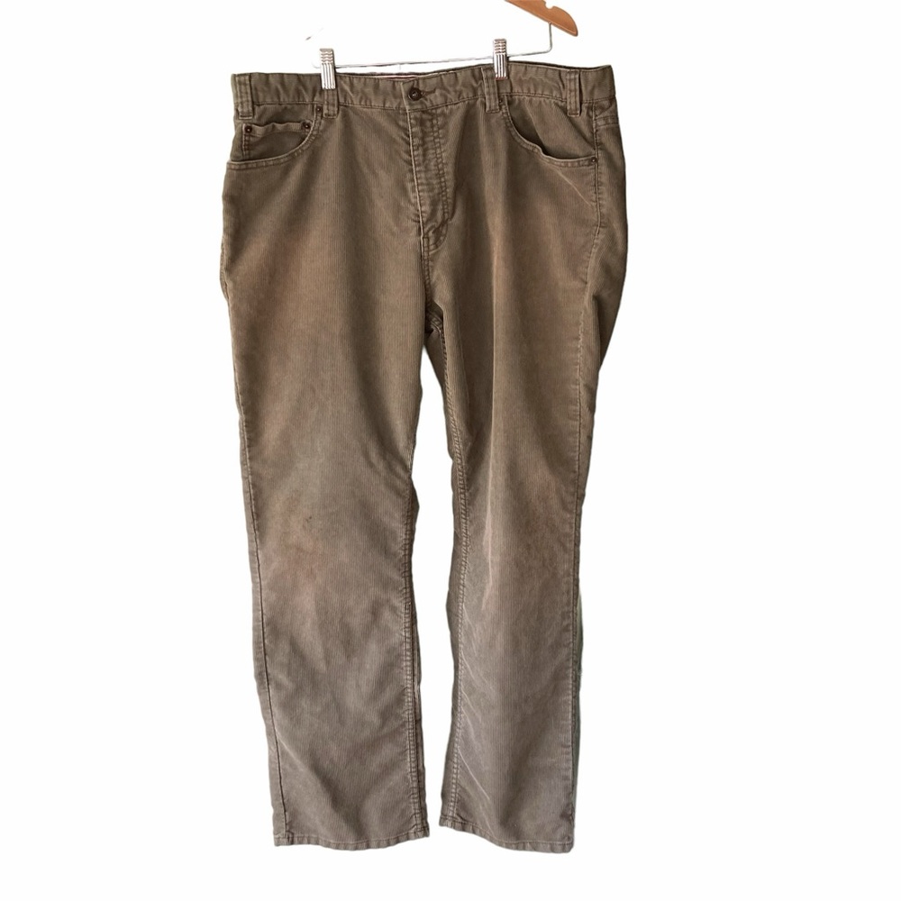 Dockers classic fit flat front men’s corduroy jeans khaki green 40 x 32